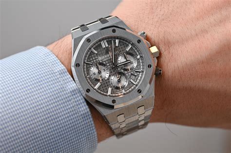 audemars piguet royal oak chrono prezzo|royal oak selfwinding mm price.